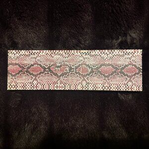 BRAND NEW! MALLY CITYCHICK LOVING LIFE SHADOW PALETTE WITH SHADOW BASE & BRUSH